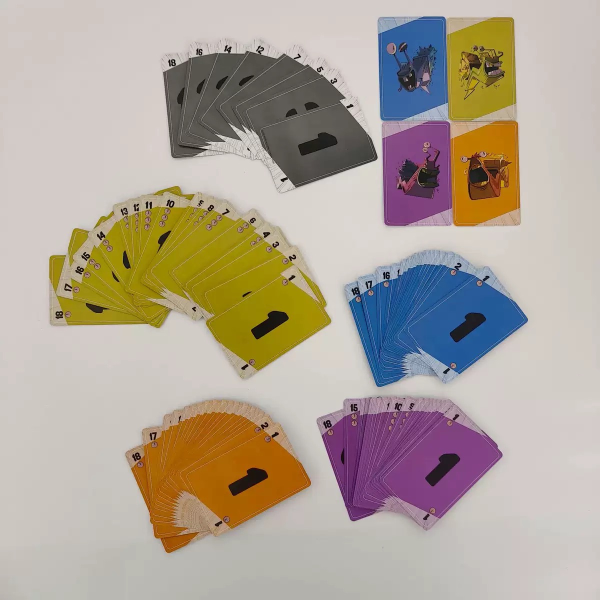 لعبة بطاقات سنيليد إت، لعبة تف - مراجعة Board Game Solo وسعره